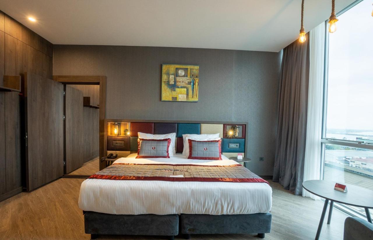 Ramada Encore By Wyndham Istanbul Avcilar Εξωτερικό φωτογραφία